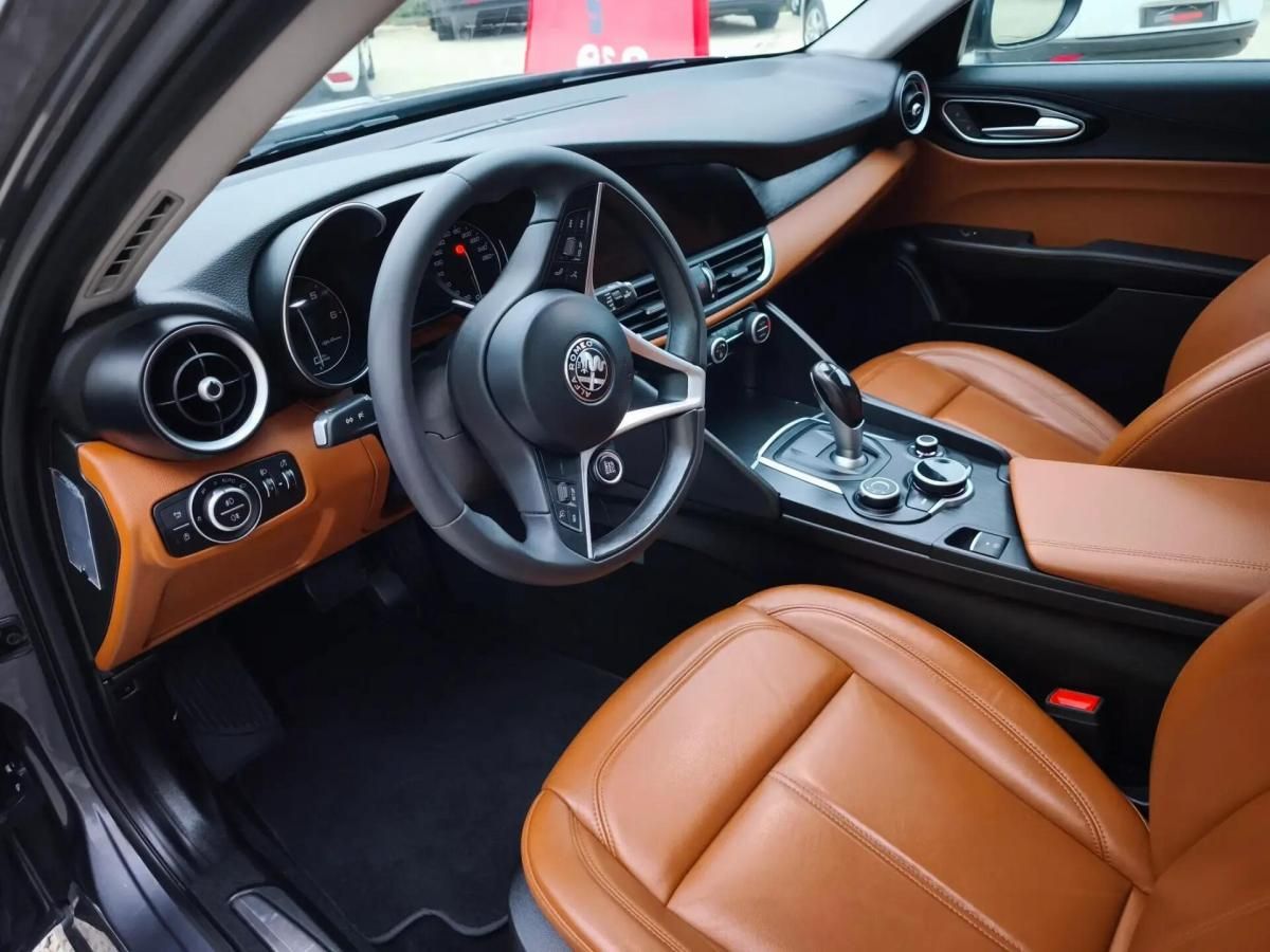 alfa-romeo-giulia-2018-diesel-2143cc