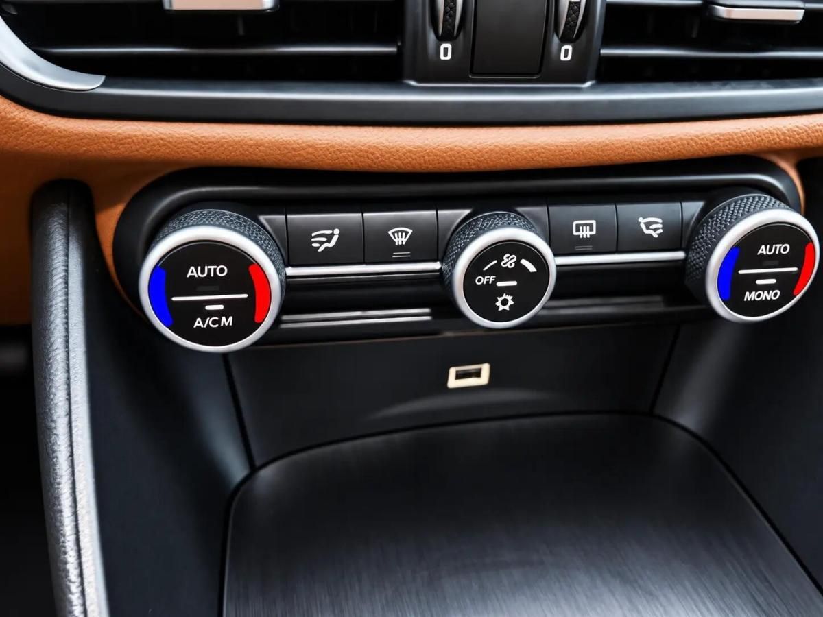 alfa-romeo-giulia-2018-diesel-2143cc