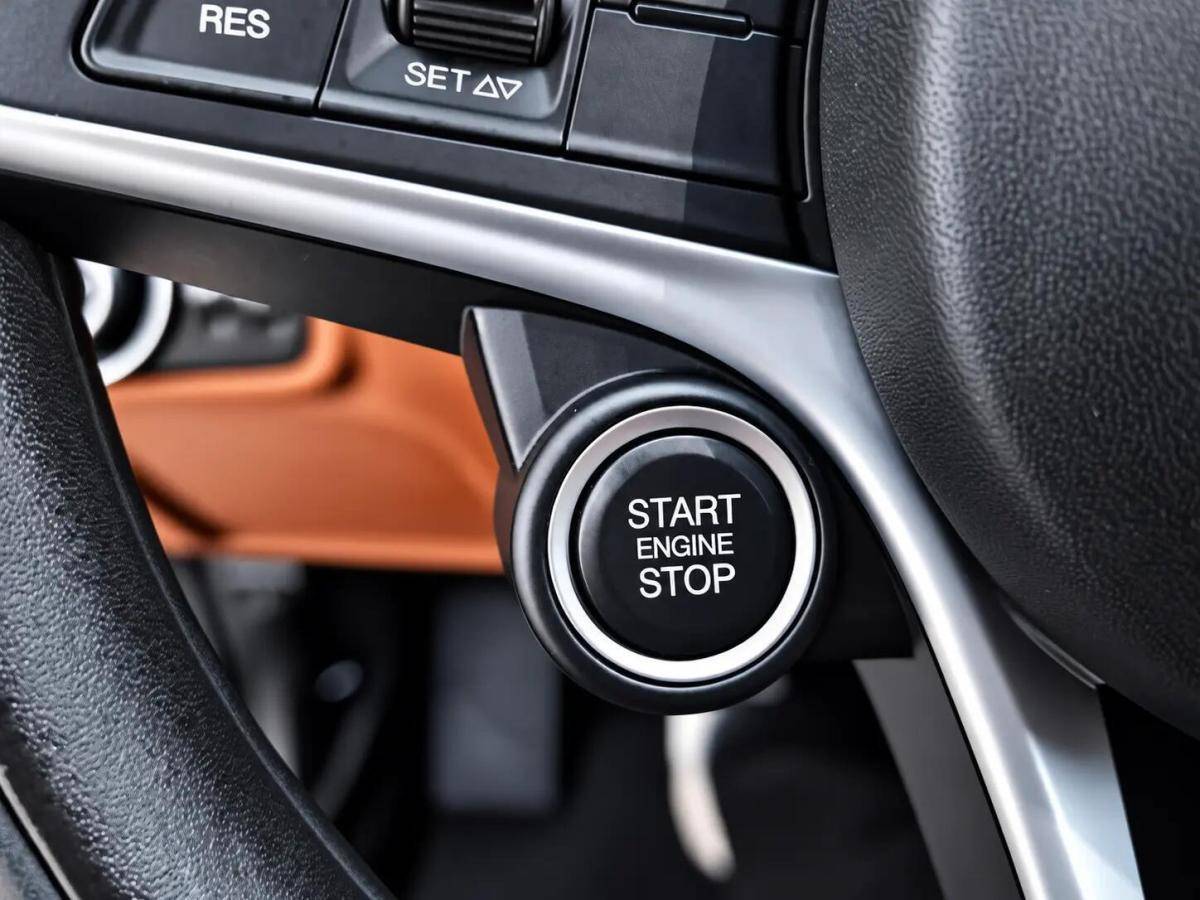 alfa-romeo-giulia-2018-diesel-2143cc