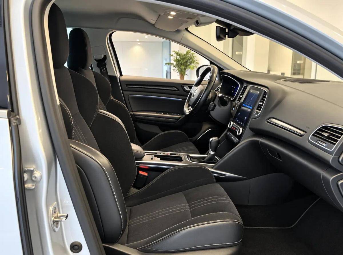 renault-megane-sport-tourer-2021-hibrido-a-gasolina-1598cc