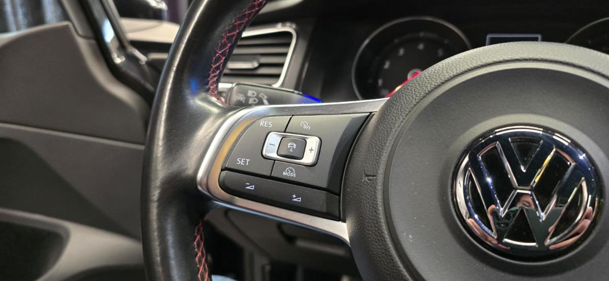 volkswagen-golf-2015-gasolina-1984cc