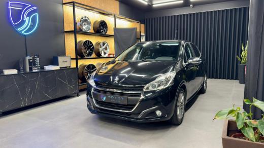 peugeot-208-2017-gasolina-1199cc
