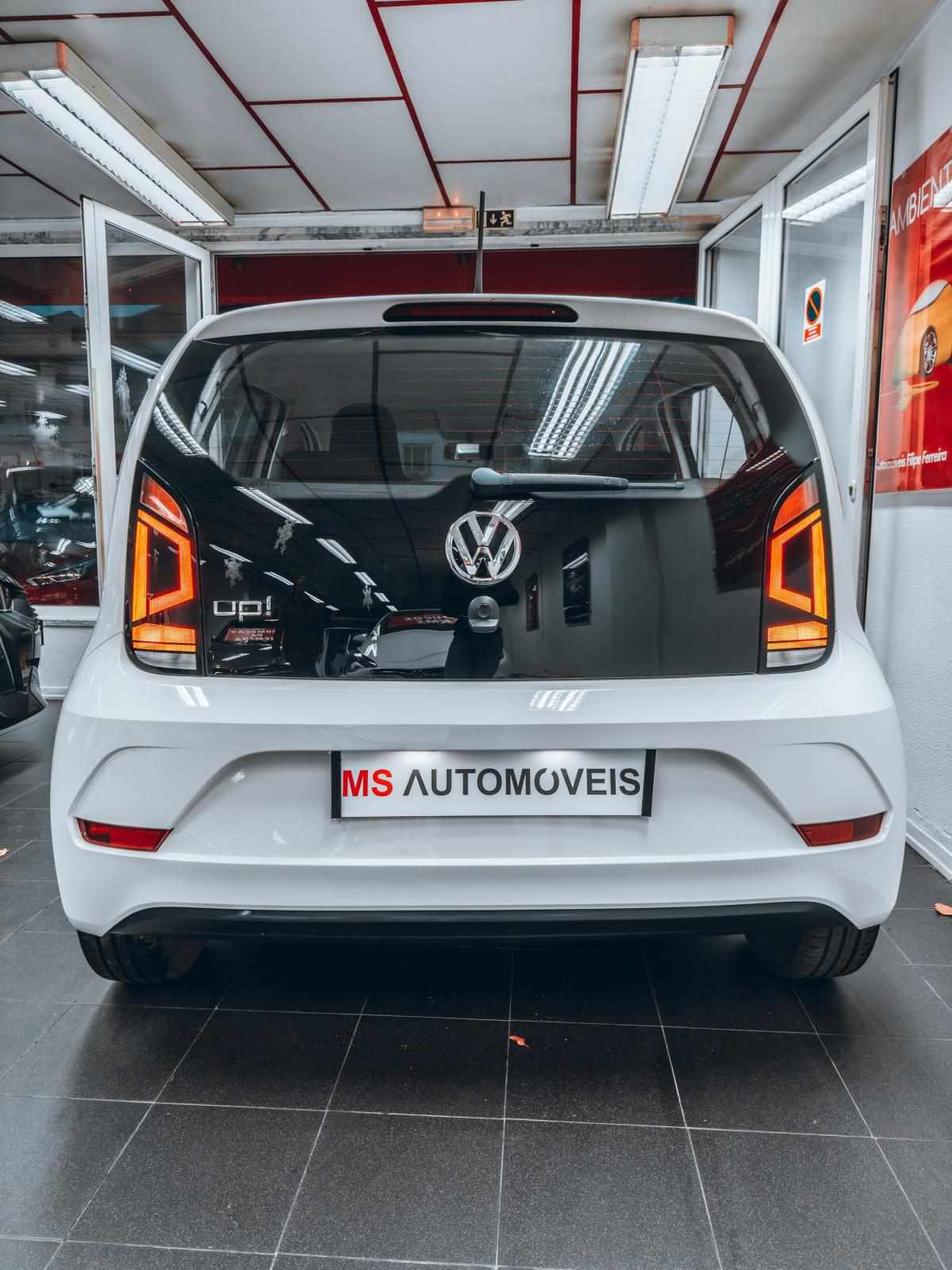 volkswagen-up-2019-gasolina-999cc
