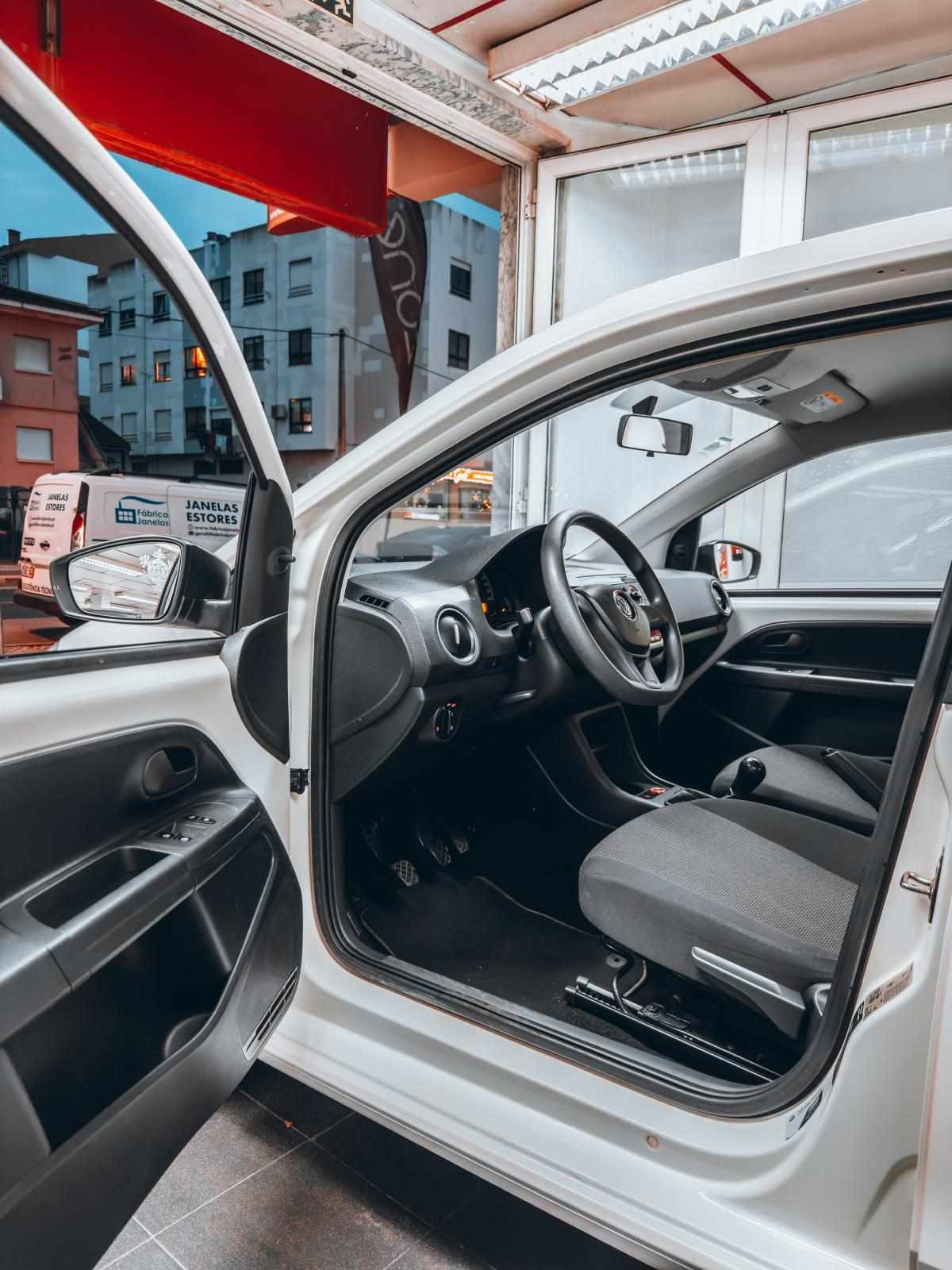 volkswagen-up-2019-gasolina-999cc