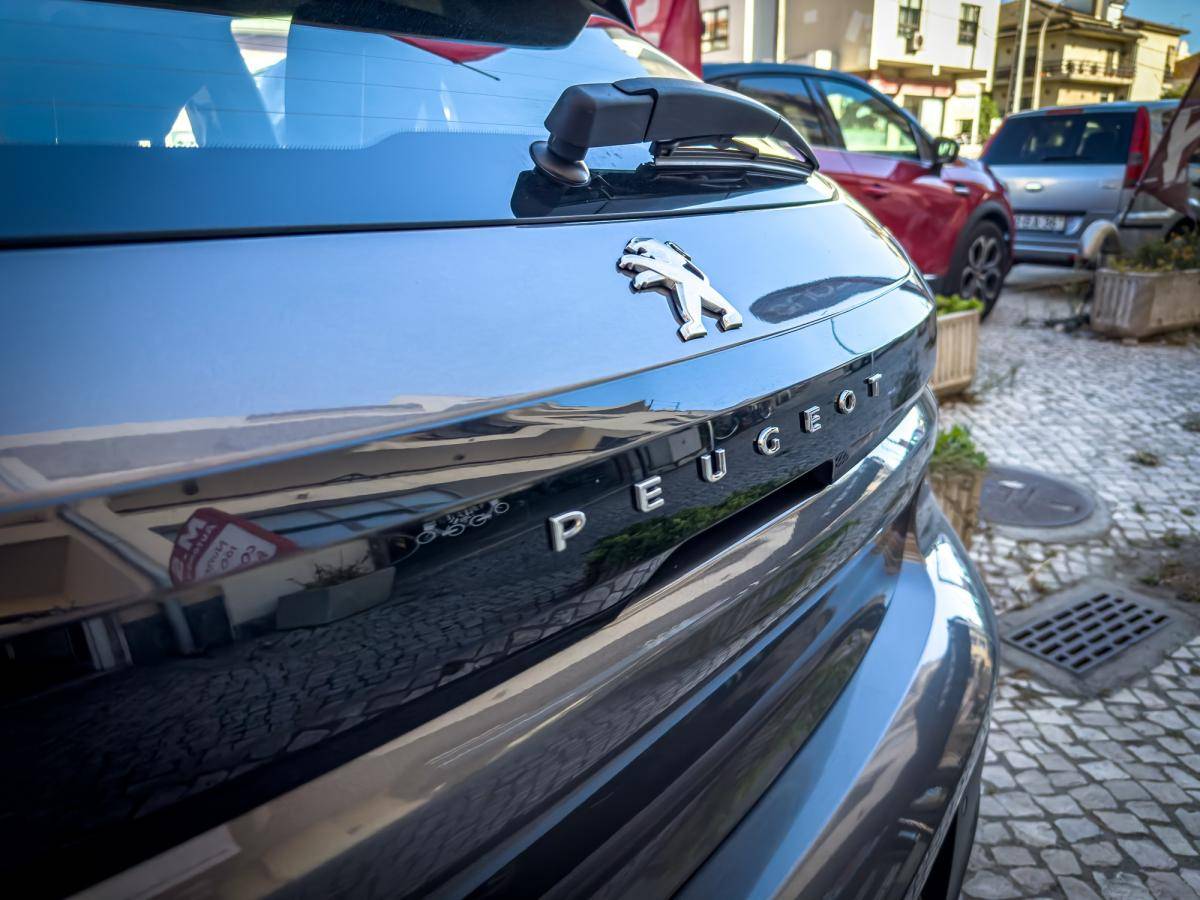 peugeot-208-2022-gasolina-1199cc