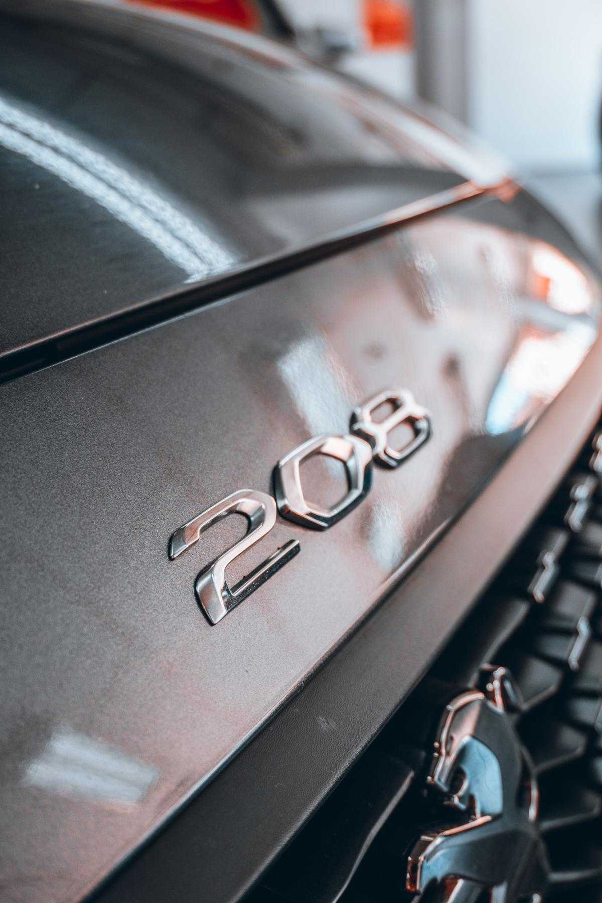peugeot-208-2022-gasolina-1199cc