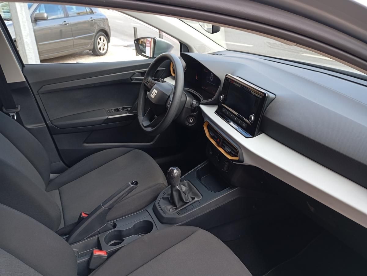 seat-ibiza-2023-gasolina-999cc