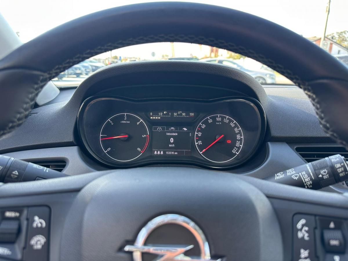 opel-corsa-2017-diesel-1cc