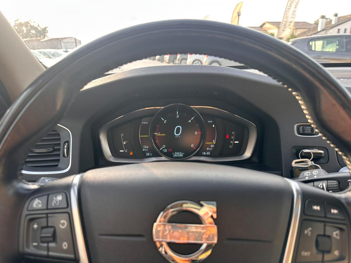 volvo-v60-2013-hibrido-a-diesel-2400cc