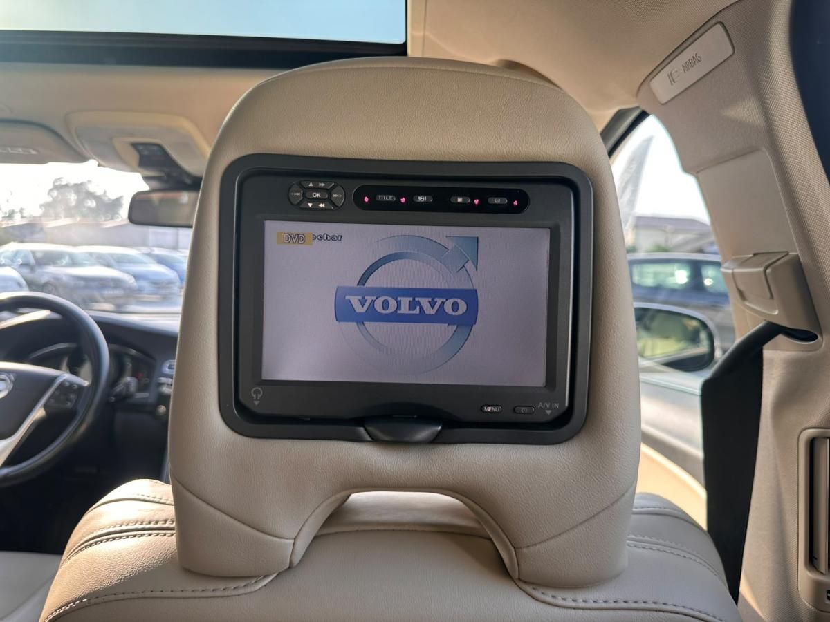 volvo-v60-2013-hibrido-a-diesel-2400cc