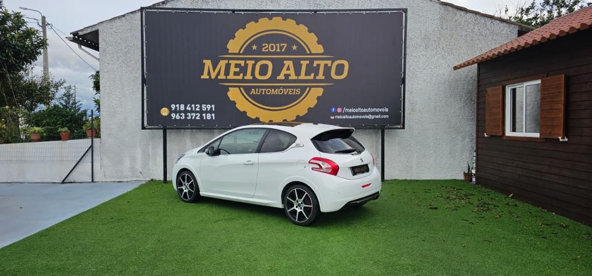 peugeot-208-2013-gasolina-1598cc