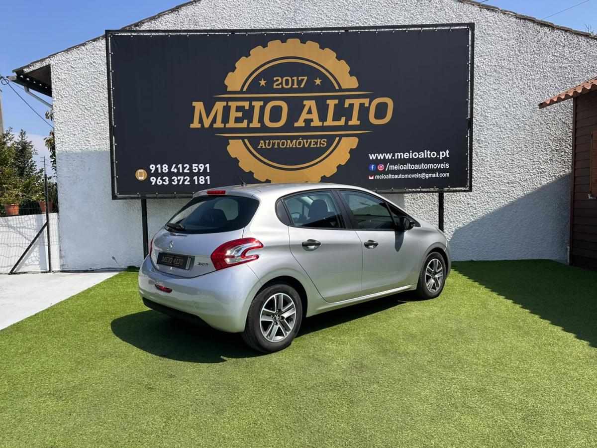 peugeot-208-2013-diesel-1398cc