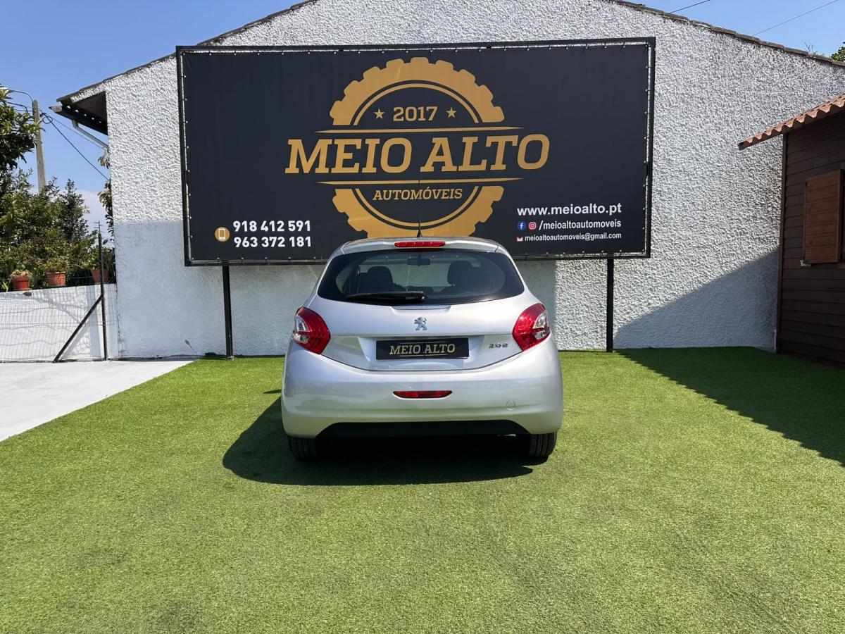 peugeot-208-2013-diesel-1398cc