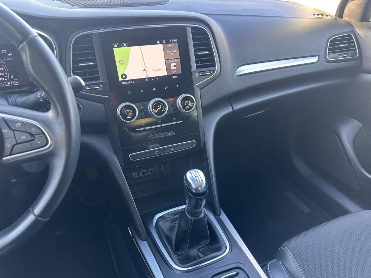 renault-megane-coupe-2021-diesel-1461cc