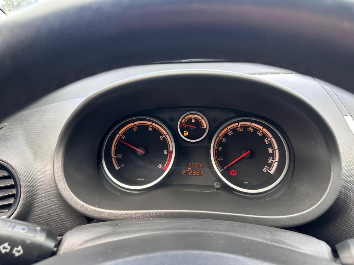 opel-corsa-2010-diesel-1248cc