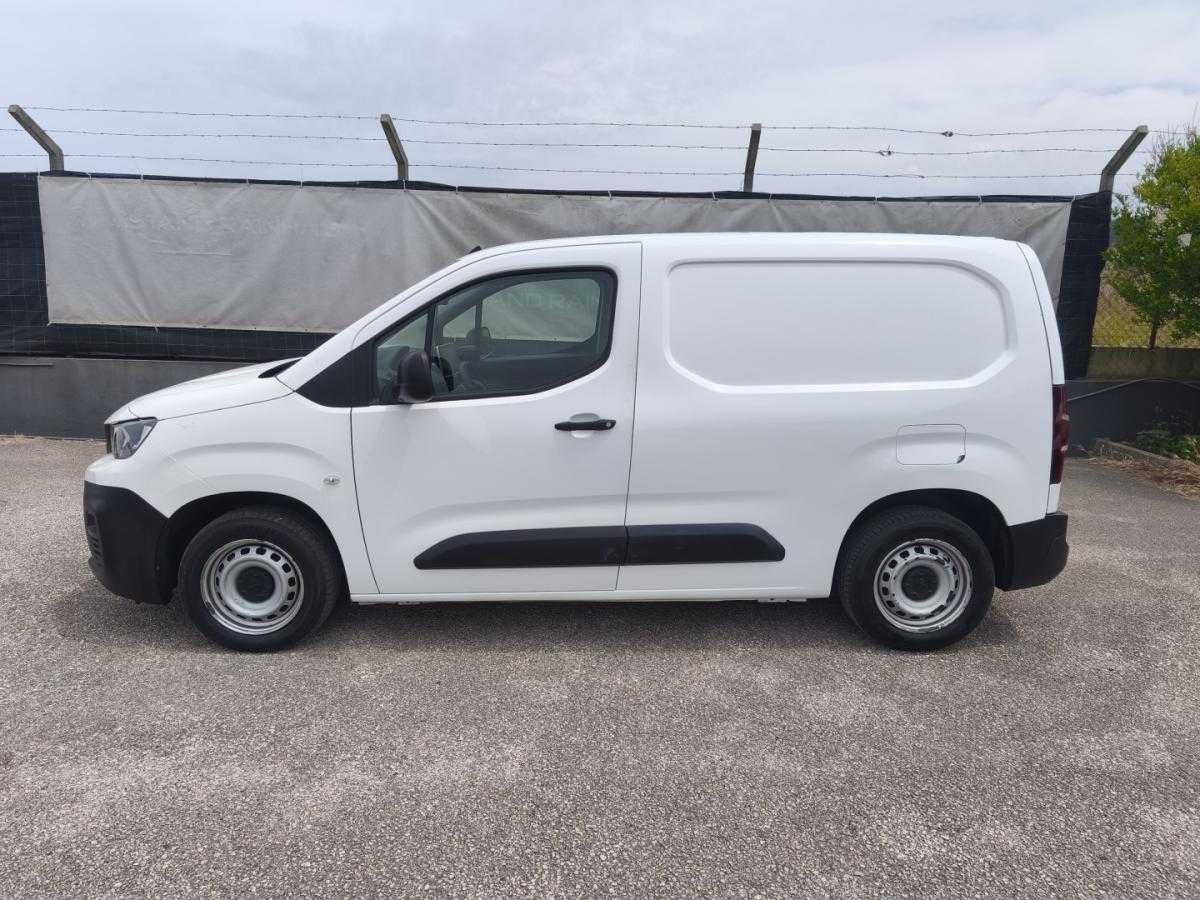 peugeot-partner-2019-diesel-1560cc