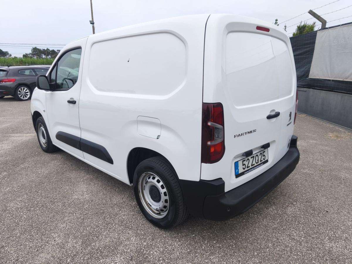 peugeot-partner-2019-diesel-1560cc