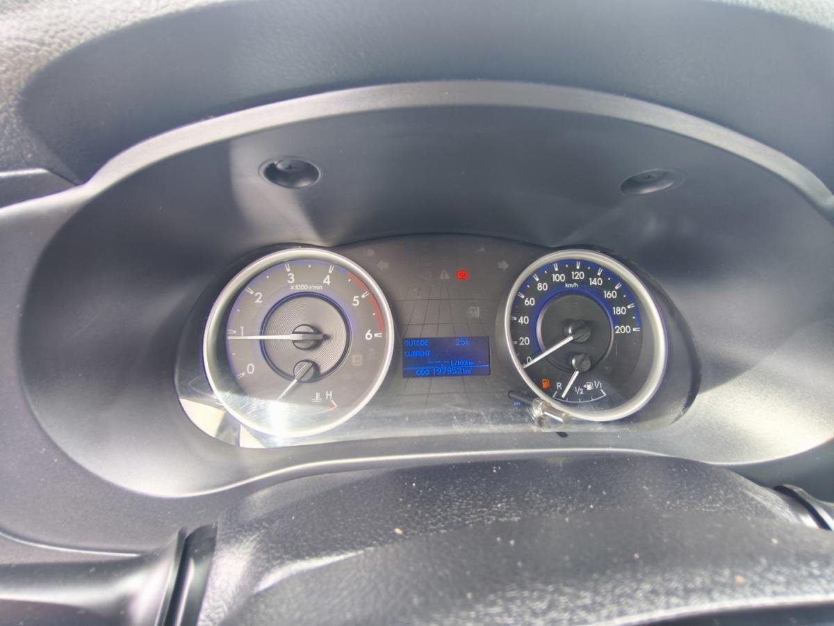 toyota-hilux-2018-diesel-2393cc