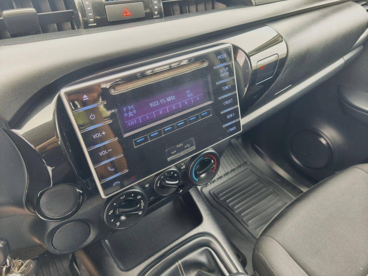 toyota-hilux-2018-diesel-2393cc