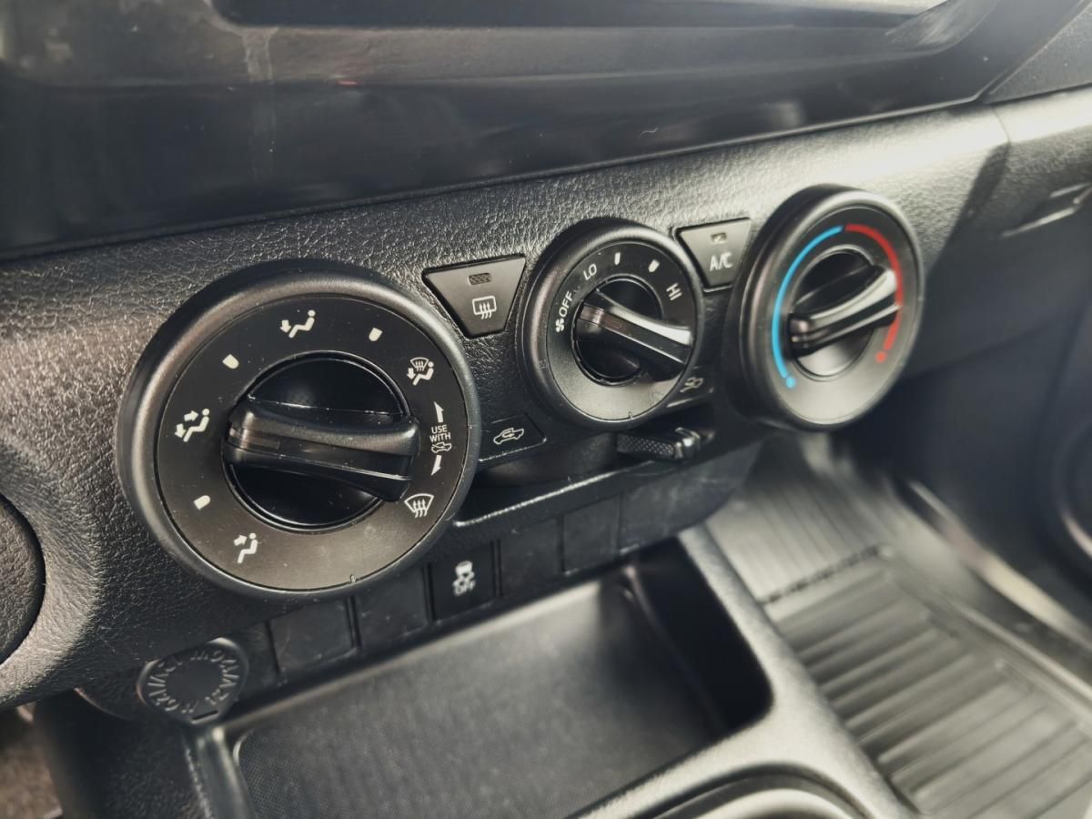 toyota-hilux-2018-diesel-2393cc