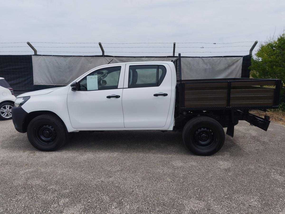 toyota-hilux-2018-diesel-2393cc