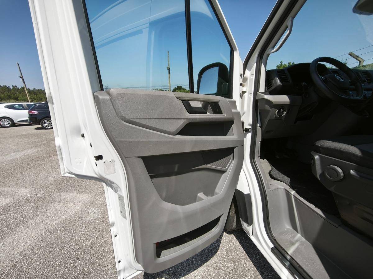 volkswagen-crafter-2020-diesel-1968cc
