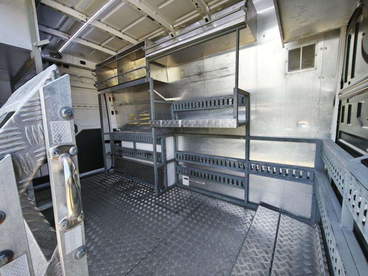 volkswagen-crafter-2020-diesel-1968cc