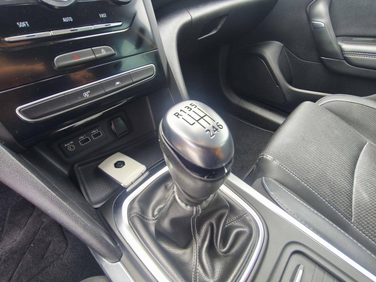 renault-megane-sport-tourer-2021-diesel-1461cc