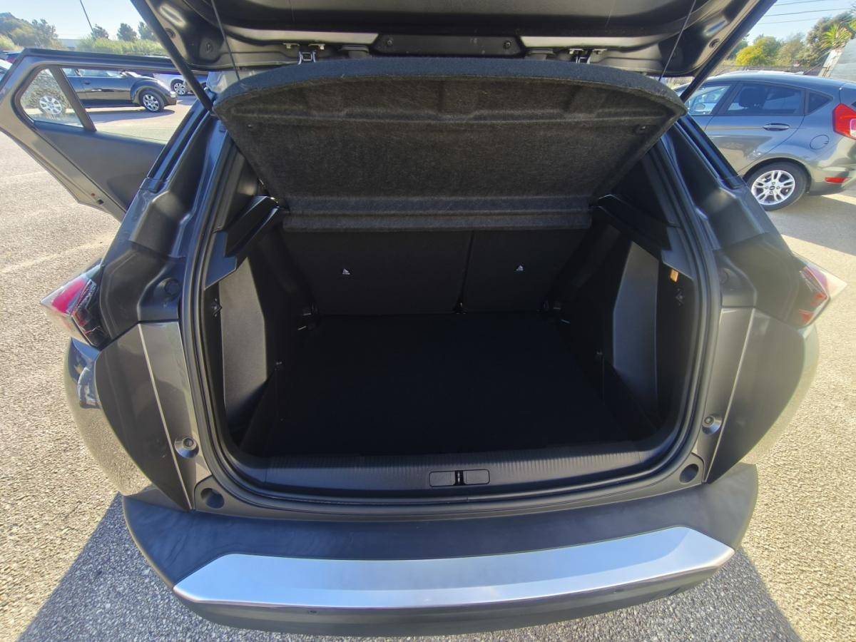 peugeot-2008-2023-gasolina-1199cc