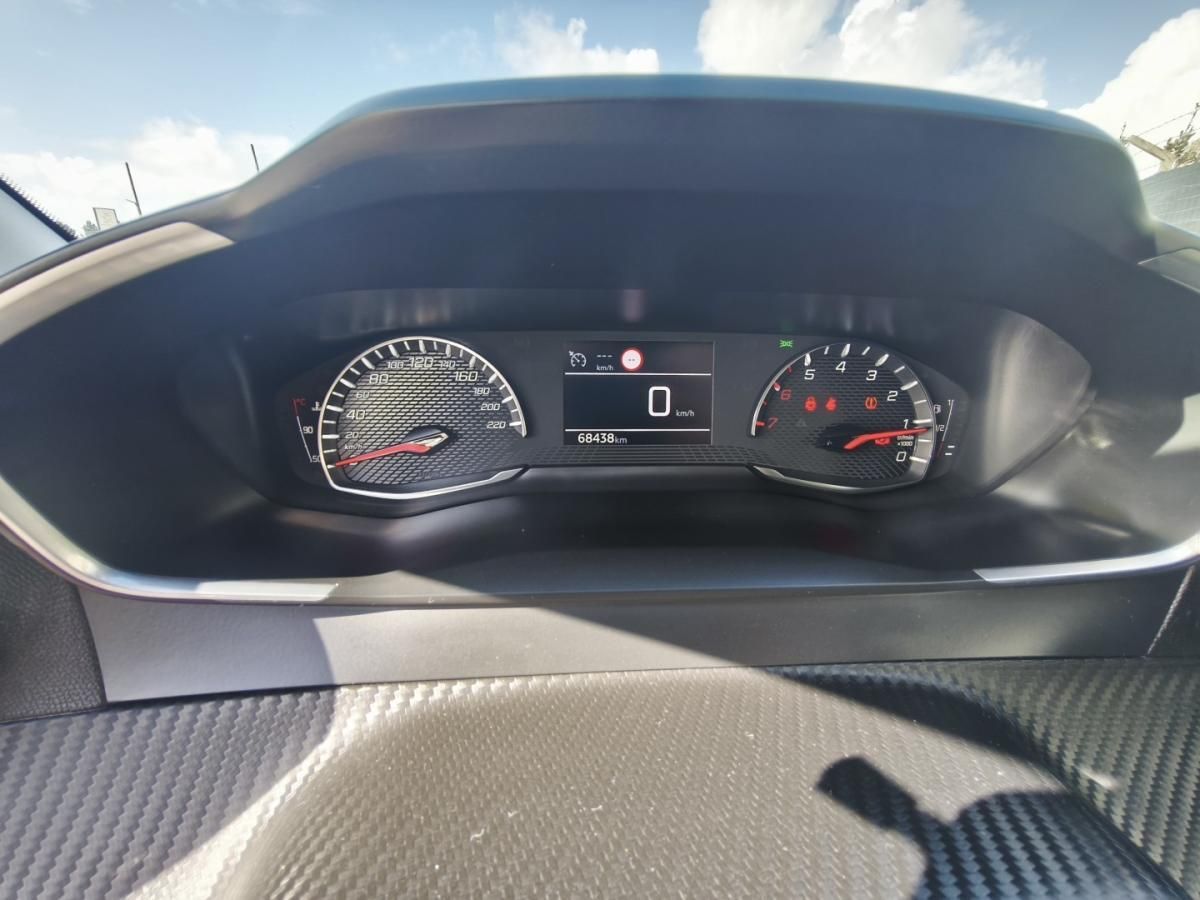 peugeot-208-2021-diesel-1499cc