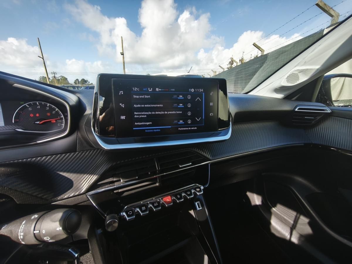 peugeot-208-2021-diesel-1499cc