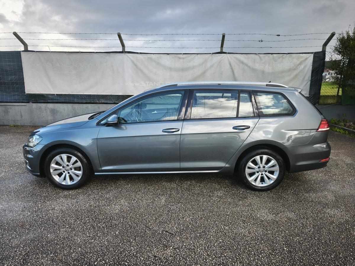 volkswagen-golf-variant-2018-diesel-1598cc