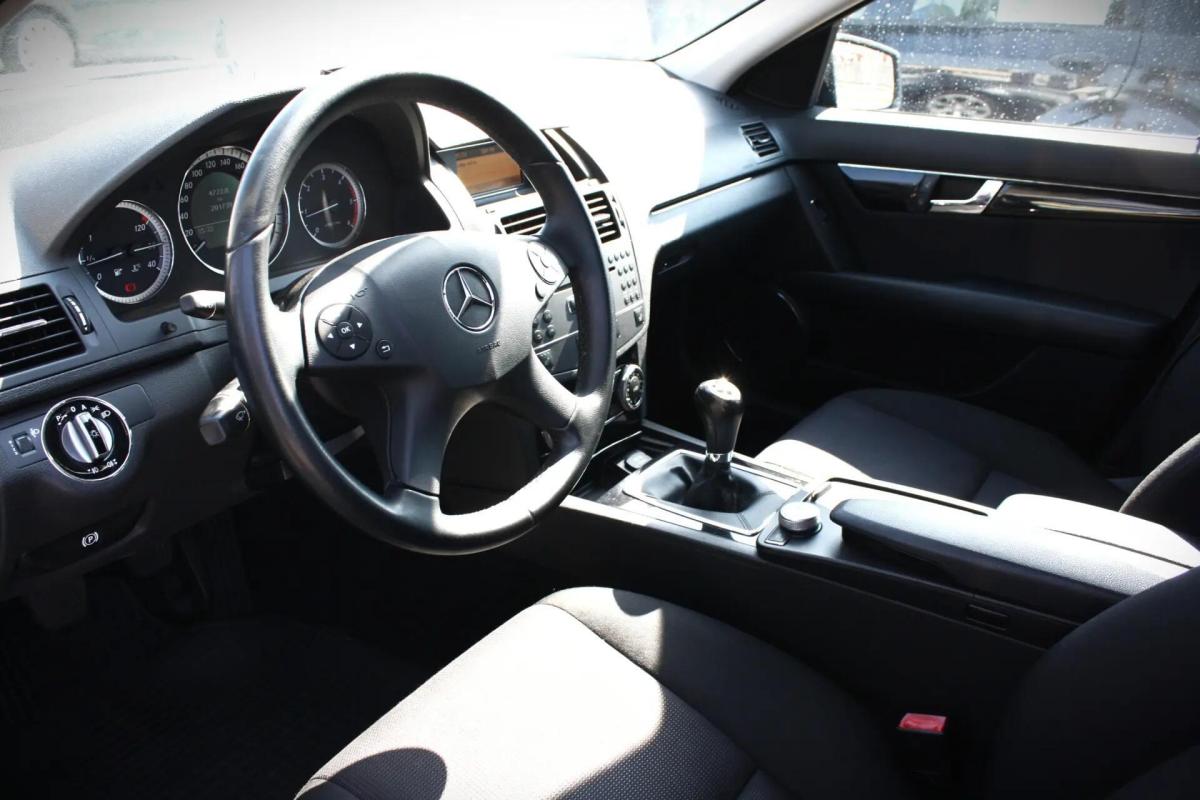 mercedes-benz-classe-c-c-220-cdi-blueefficiency-2010-diesel-2143cc