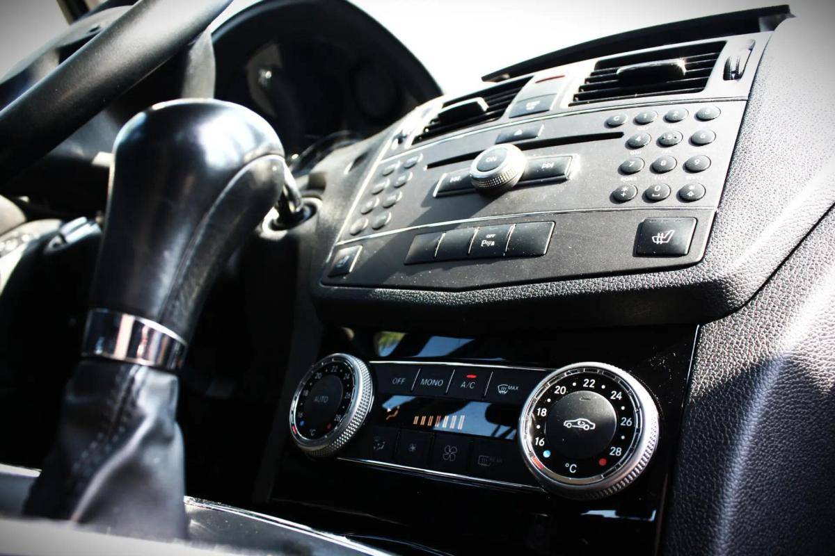 mercedes-benz-classe-c-c-220-cdi-blueefficiency-2010-diesel-2143cc