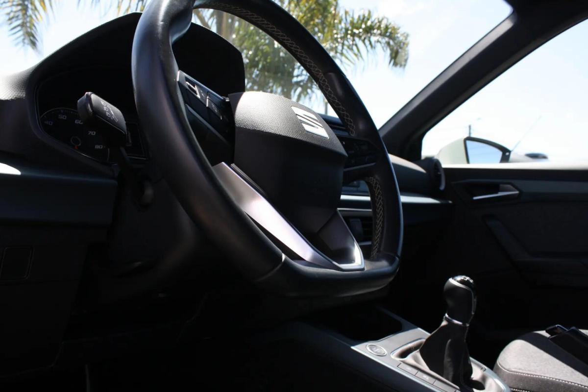 seat-arona-2022-gasolina-999cc