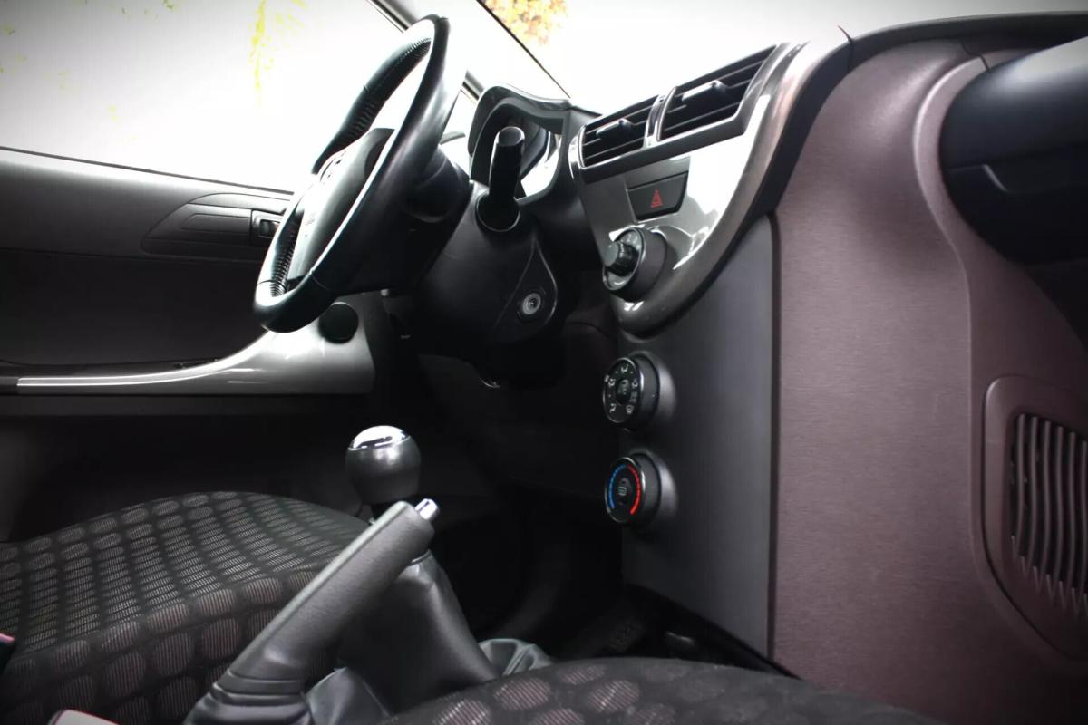 toyota-iq-2010-gasolina-998cc
