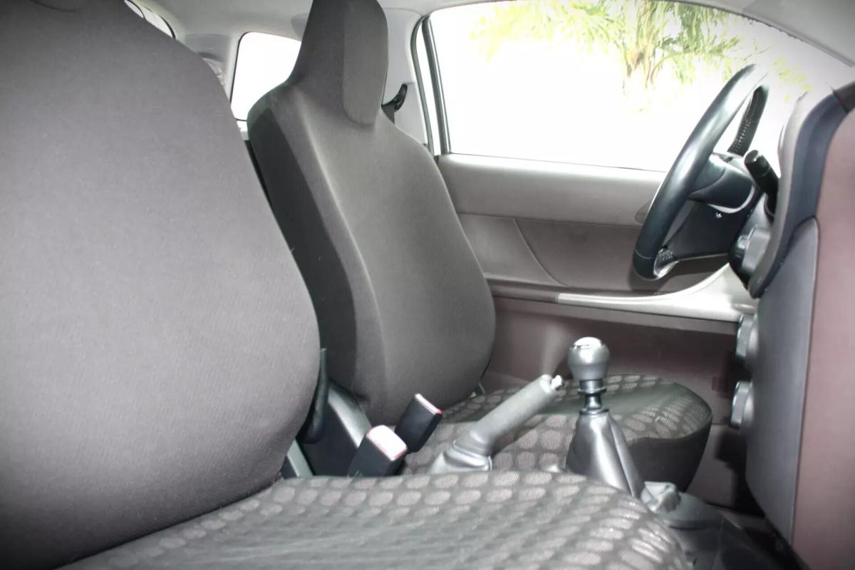 toyota-iq-2010-gasolina-998cc