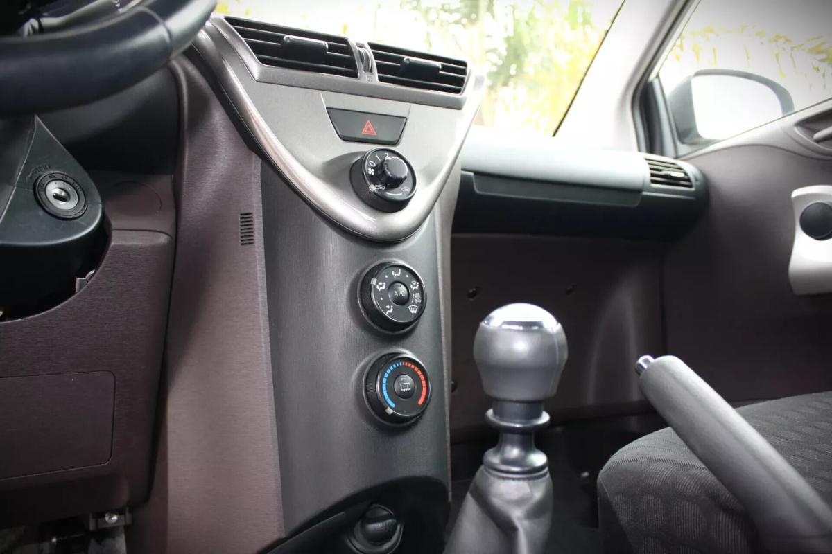 toyota-iq-2010-gasolina-998cc