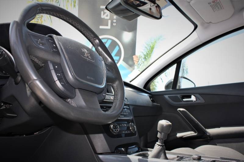peugeot-508-sw-2013-diesel-1560cc