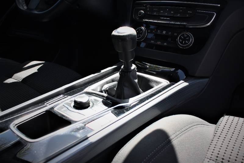 peugeot-508-sw-2013-diesel-1560cc