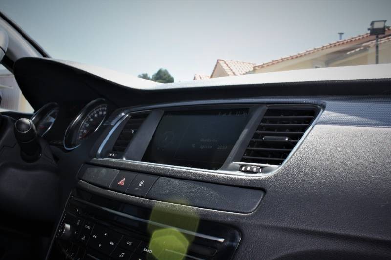 peugeot-508-sw-2013-diesel-1560cc