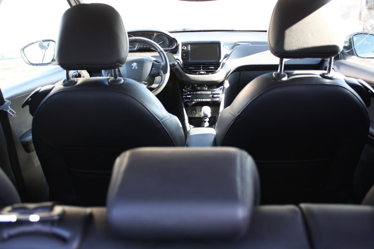 peugeot-208-2012-diesel-1560cc