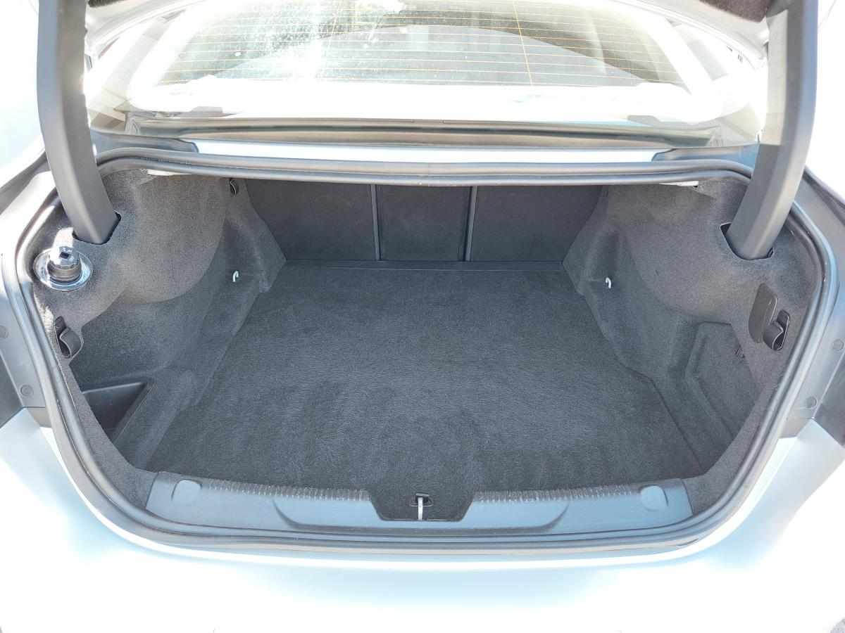 jaguar-xe-e-performance-2-0-2015-diesel-1999cc