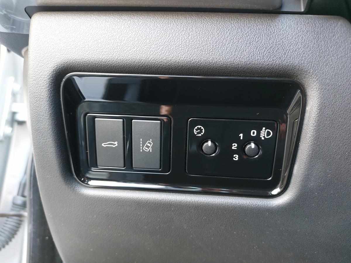 jaguar-xe-e-performance-2-0-2015-diesel-1999cc