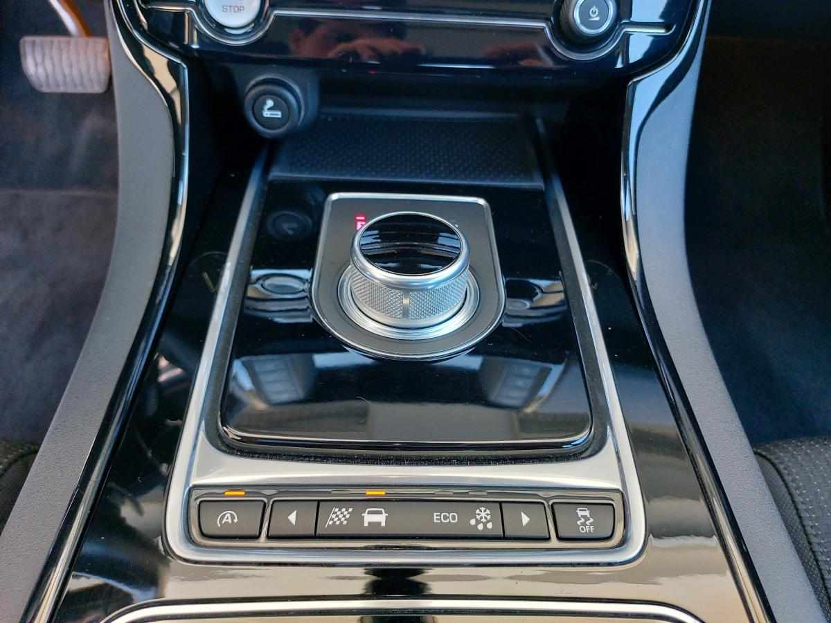 jaguar-xe-e-performance-2-0-2015-diesel-1999cc