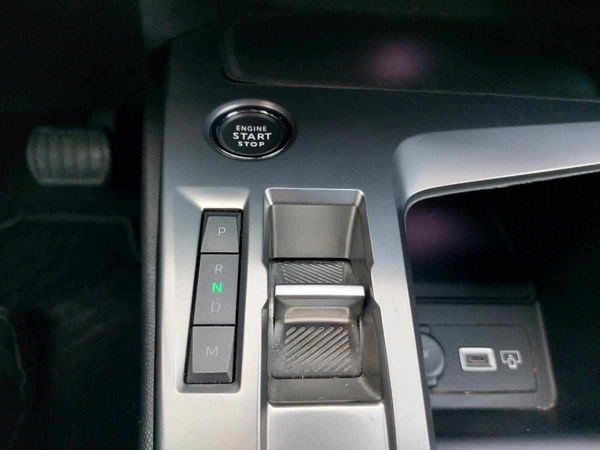peugeot-308-1-2-puretech-2022-gasolina-1199cc
