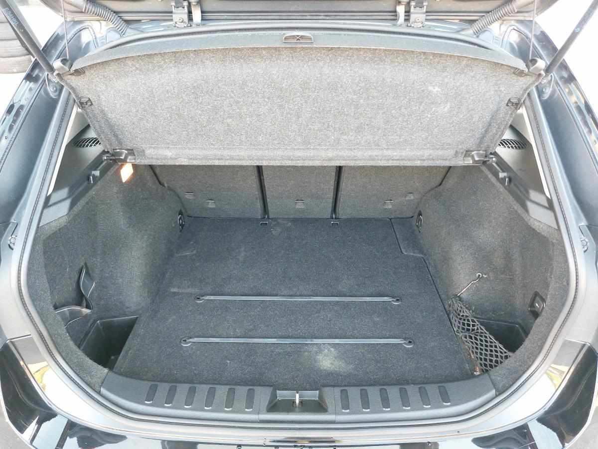 bmw-x1-sdrive20d-2012-diesel-1995cc