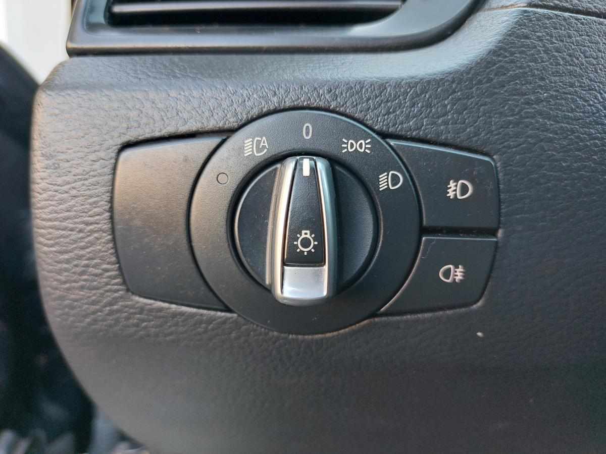 bmw-x1-sdrive20d-2012-diesel-1995cc