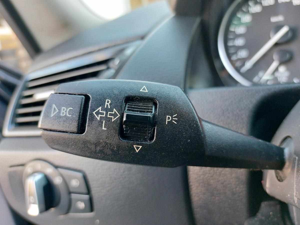 bmw-x1-sdrive20d-2012-diesel-1995cc