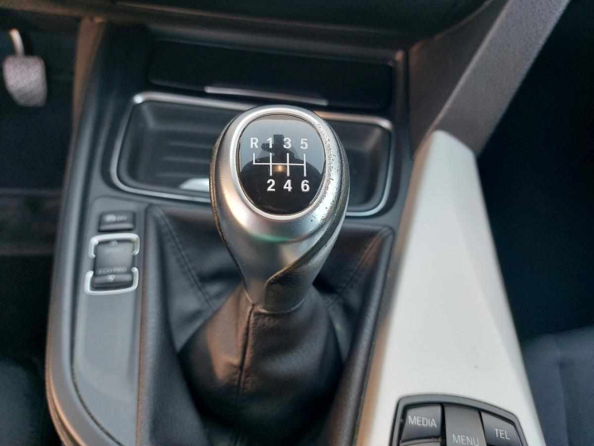 bmw-serie-3-318d-2013-diesel-1995cc